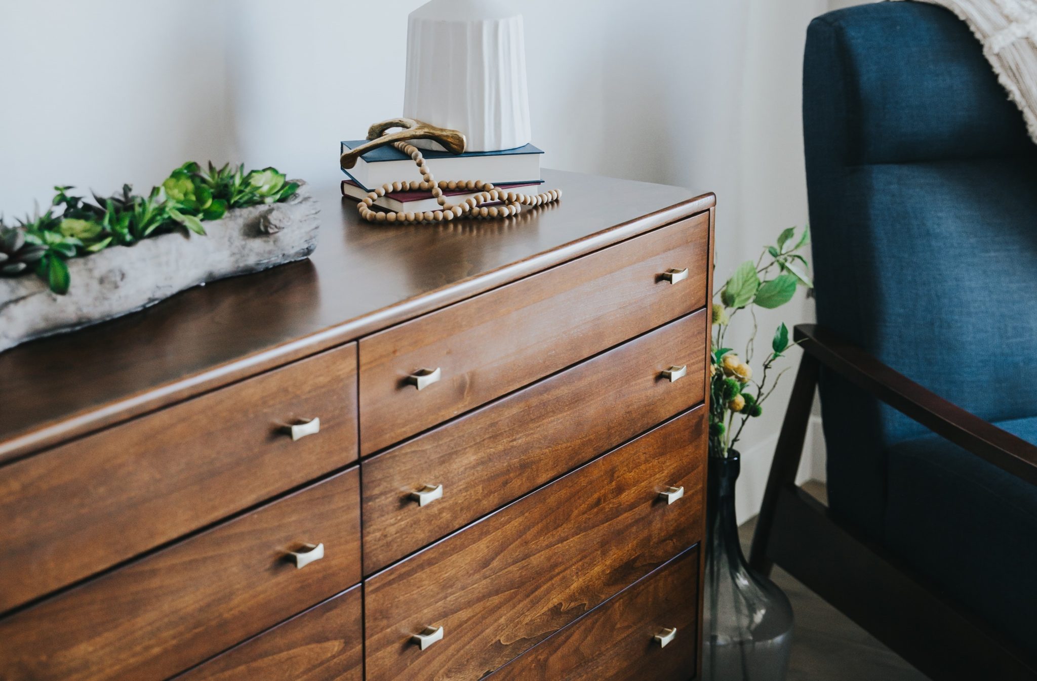 The 6 Best Lightweight Dressers and Chests For the Bedroom