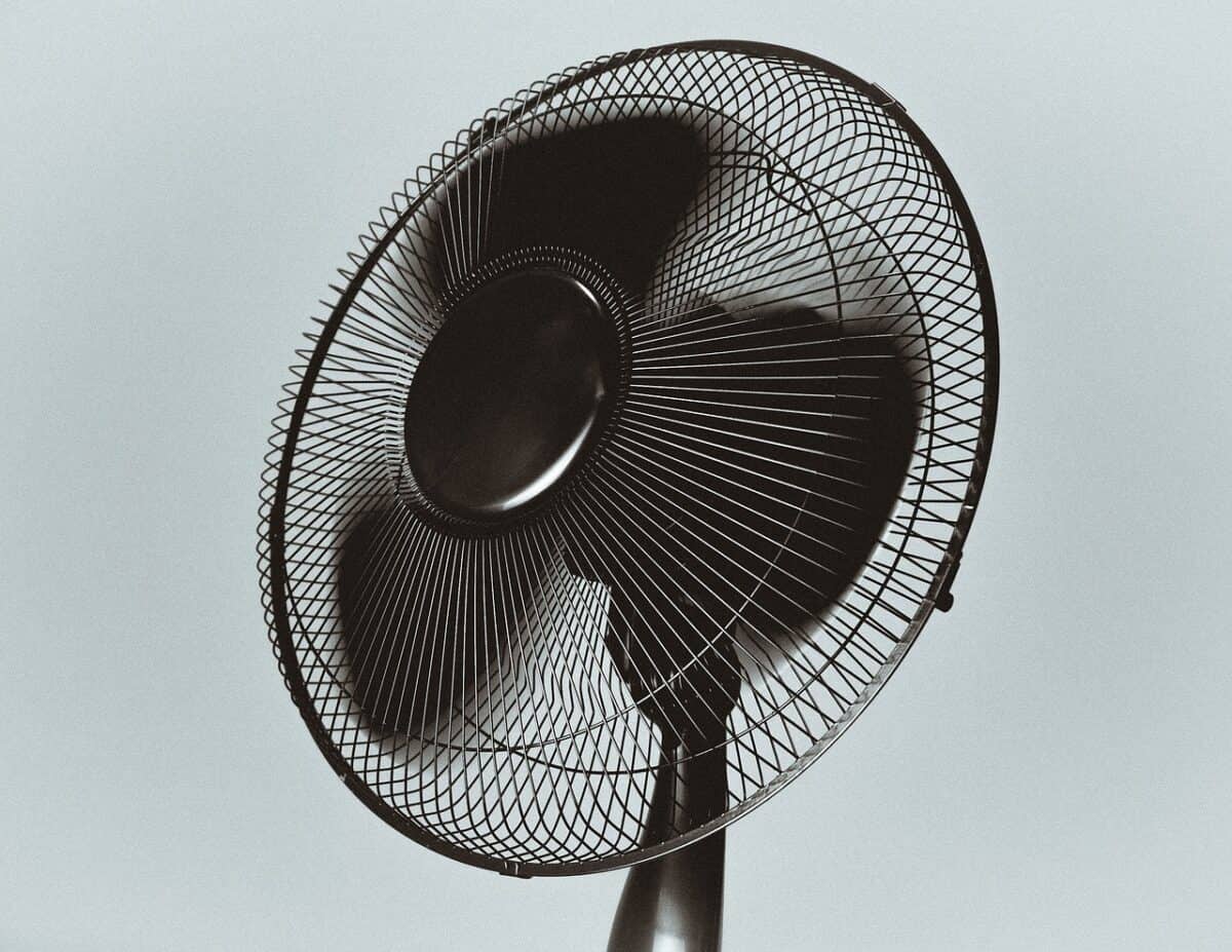 black, fan, air,heat, hot, summer, Tower Fans vs Oscillating Fans: What's the Difference and Which One Is Better?